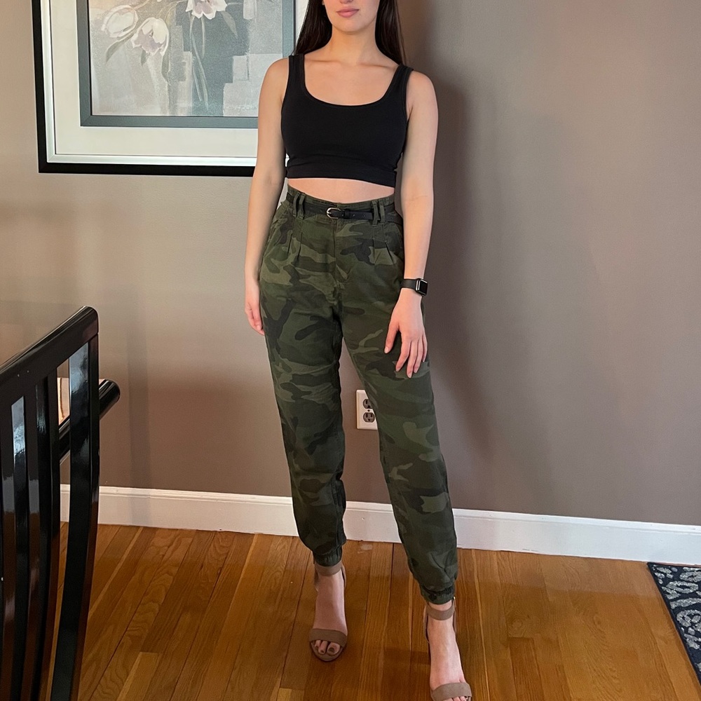 Camo Ultra-High Rise Joggers